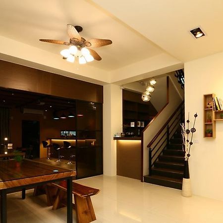 Happiness 210 B&B Dongshan  Exterior photo